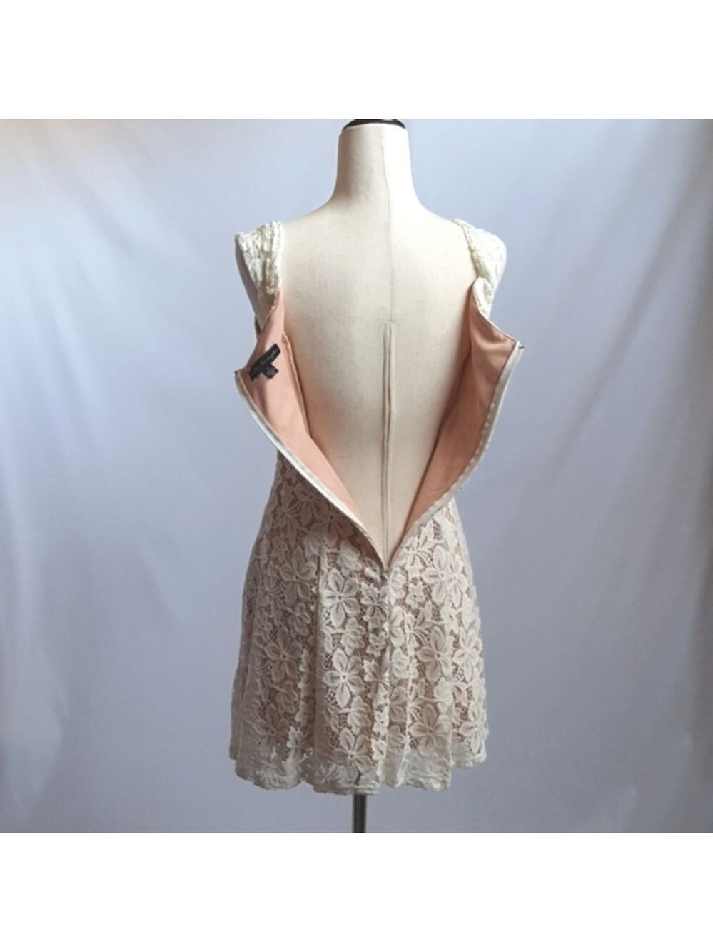 City Triangles Cream Lace Mini Dress - Picture 9 of 16